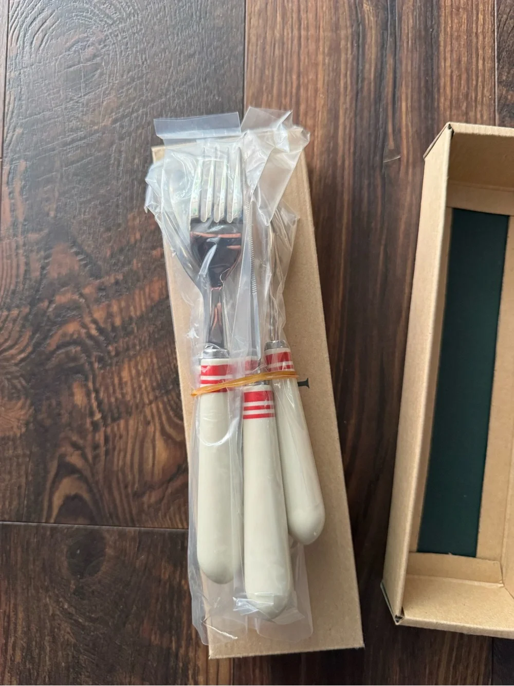 Ralph Lauren Cafe Red Stripe Flatware 5 Piece Unused Place Setting